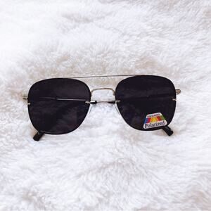 Leo Dark Gray & Silver Lenses Polarized Sunglasses